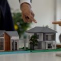 認知症や高齢の相続人がいる場合の不動産手続き